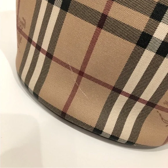 Burberry Haymarket Check Lorne Bucket Bag - Picture 5 of 13